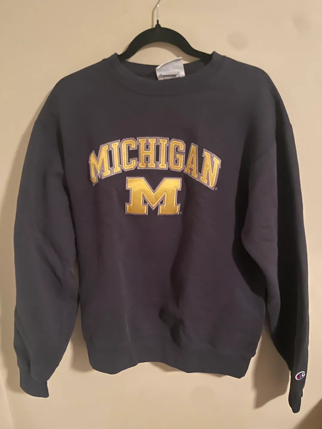 Champion Michigan Crewneck Sweatshirt - Size M thumbnail