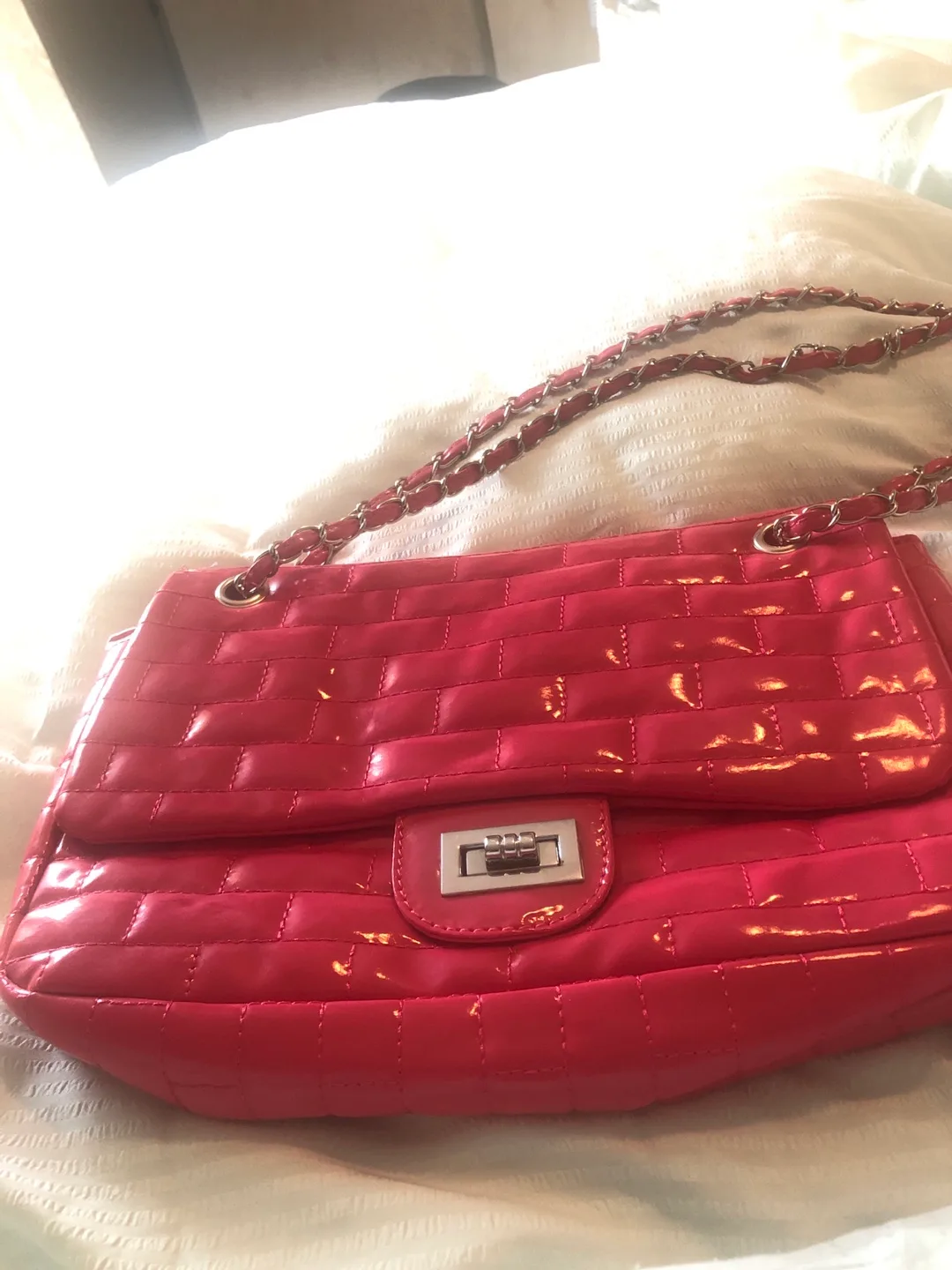 #freecycle Pink Vinyl Quilted Shoulder Bag thumbnail