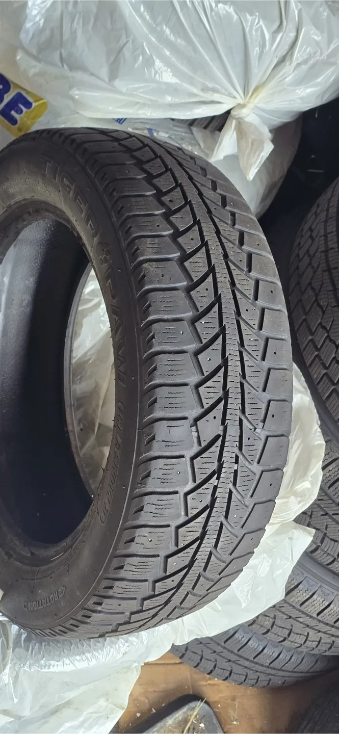 Used 4 Winter Tires 185/60R15 84S M+S Nissan image indicator(5)
