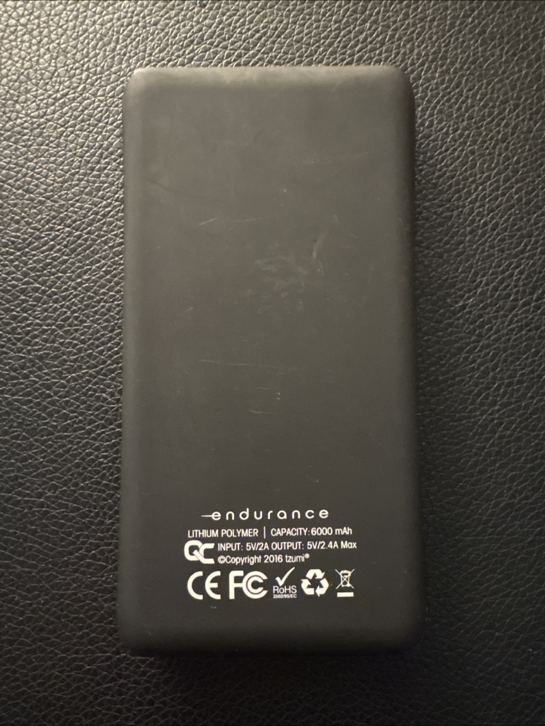 6000 mAh power bank - photo 2