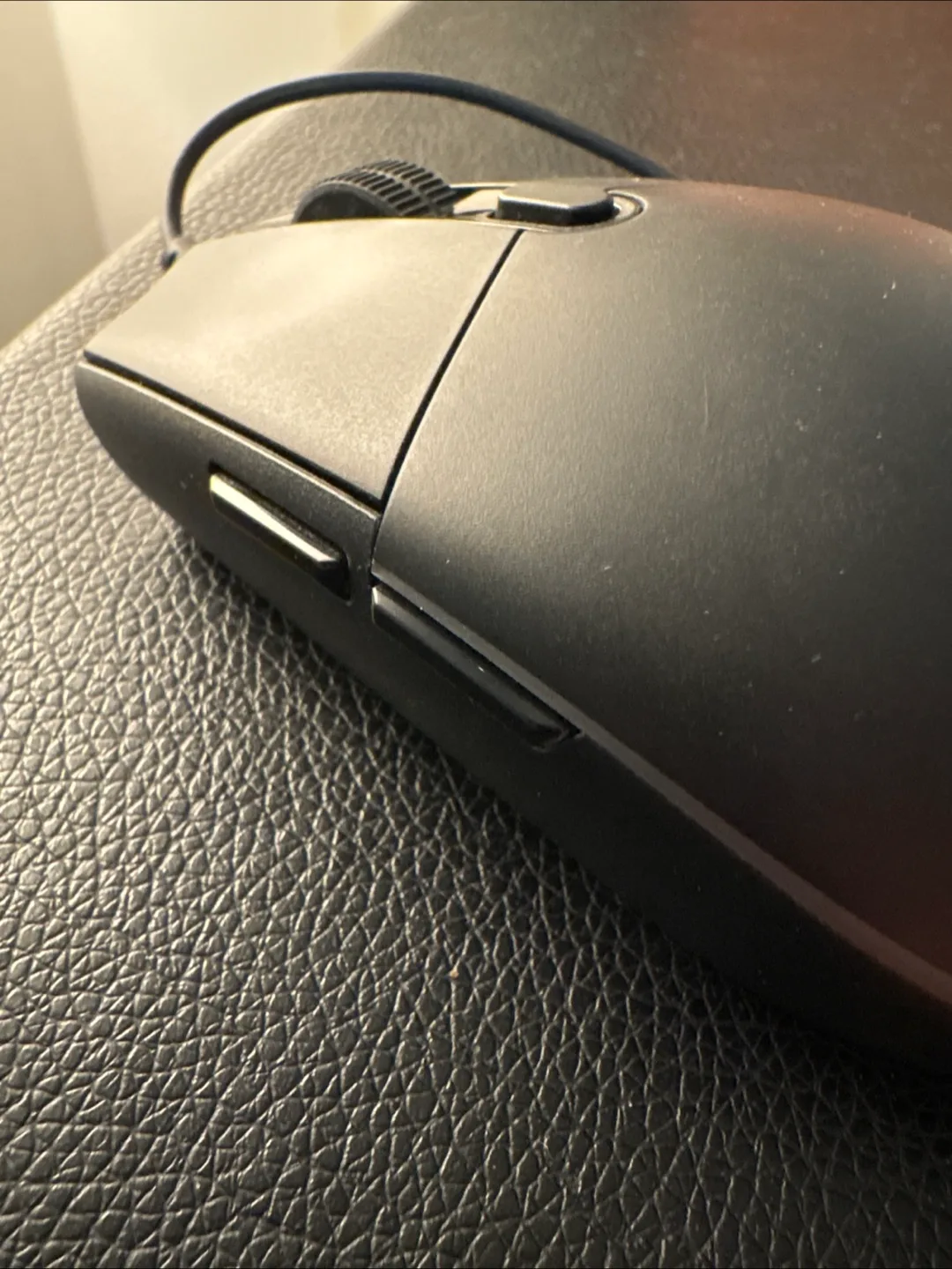 Logitech G203 LIGHTSYNC Wired Gaming Mouse image indicator(3)