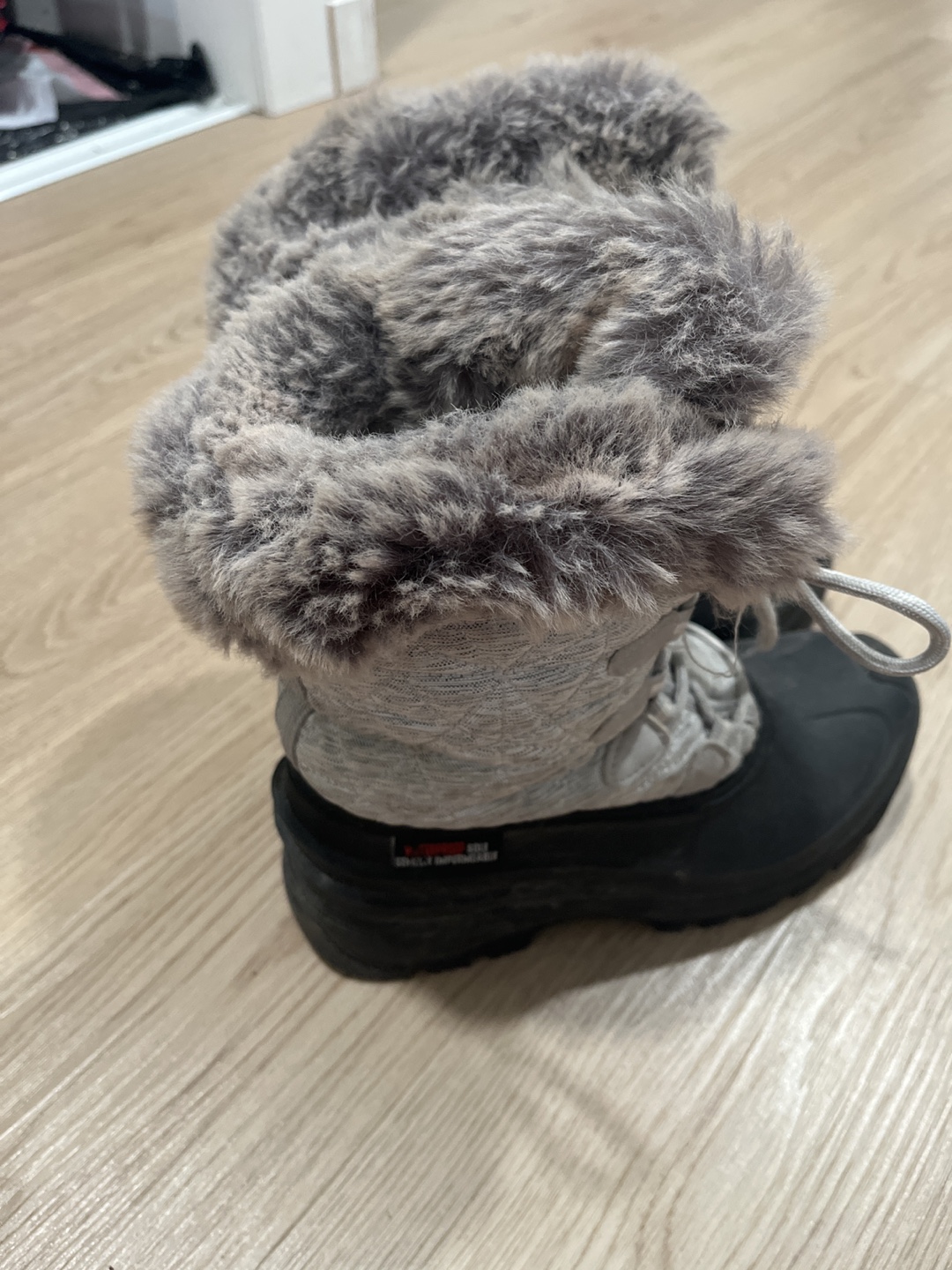Ice Fields Winter Boots - Size 7 - photo 2
