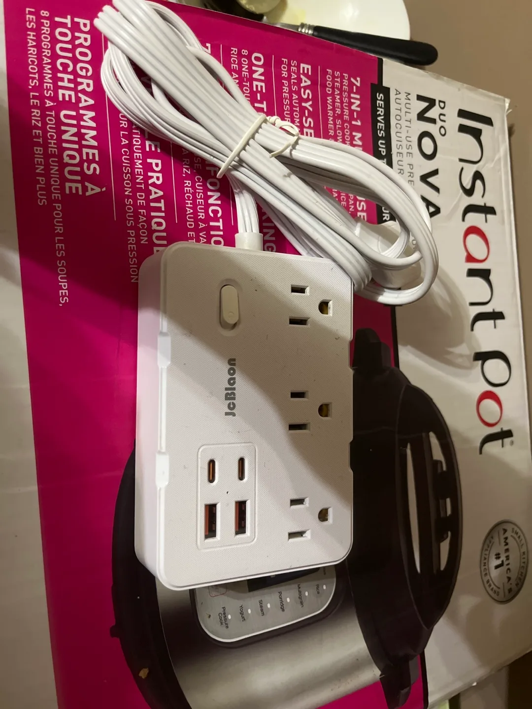 JcBlaon Power Strip with USB Ports thumbnail
