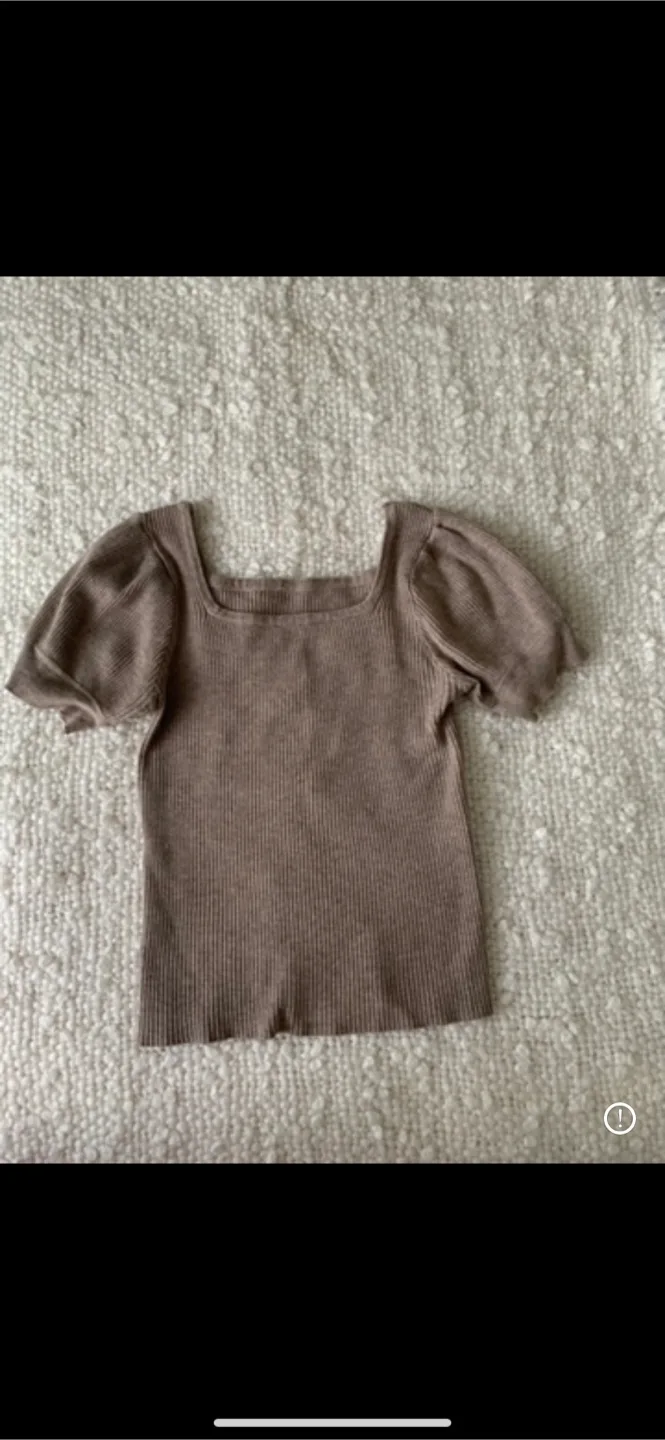 Square Neck Knit Puff Sleeve Top #freecycle thumbnail