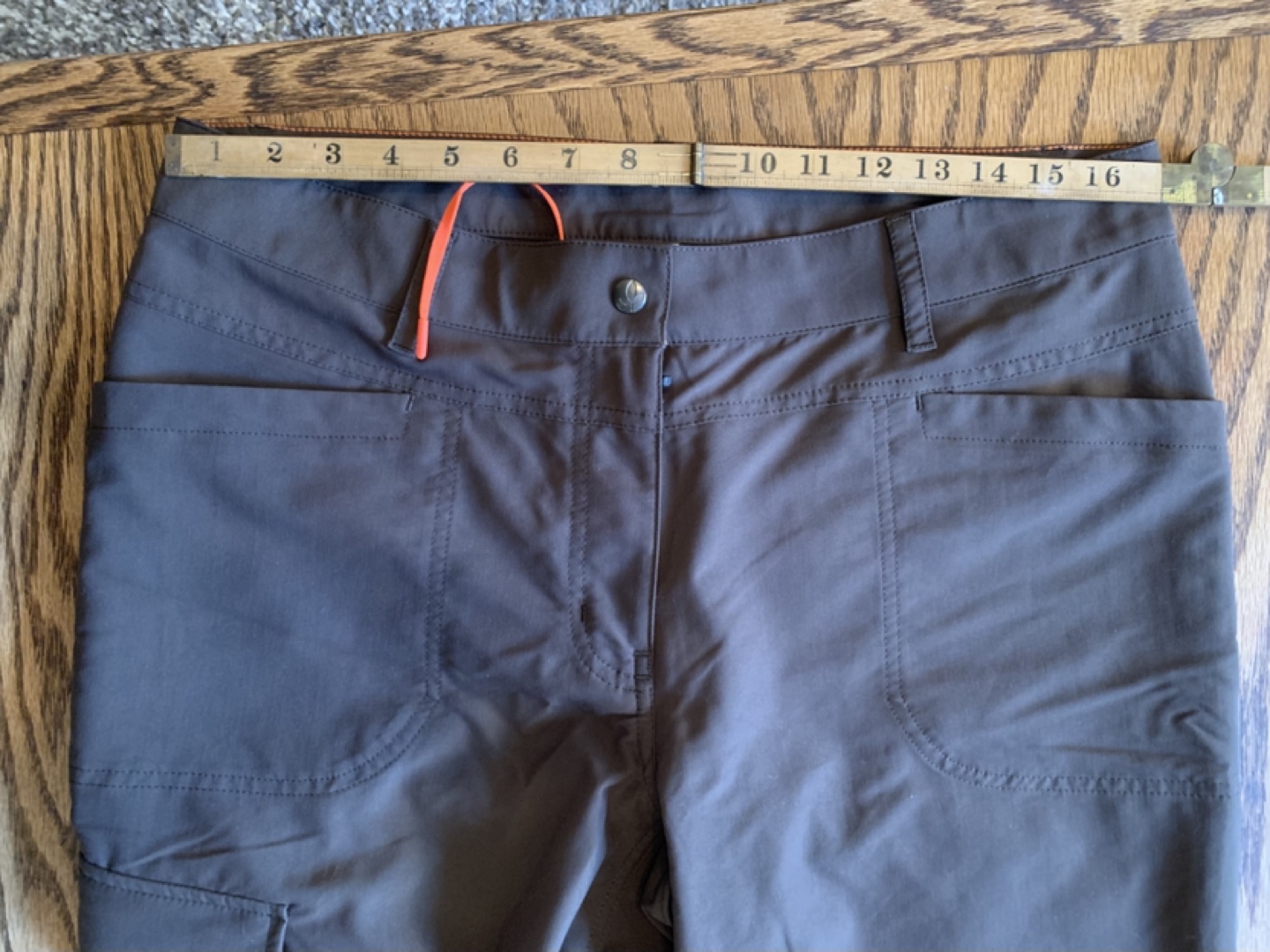 MEC Women's Short Court Pants - Size 12 - photo 5
