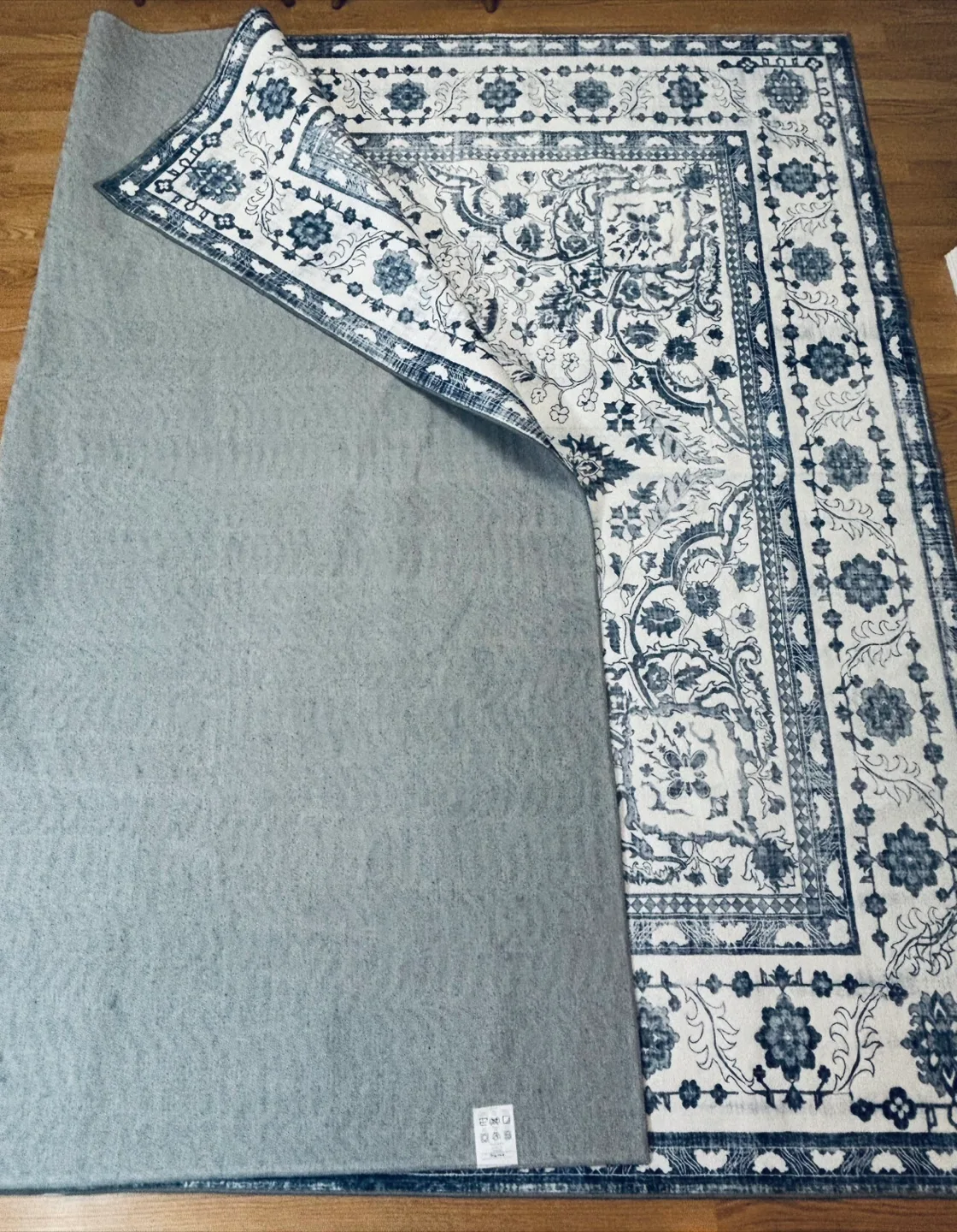 Brand New 8x10ft Area Rug image indicator(3)