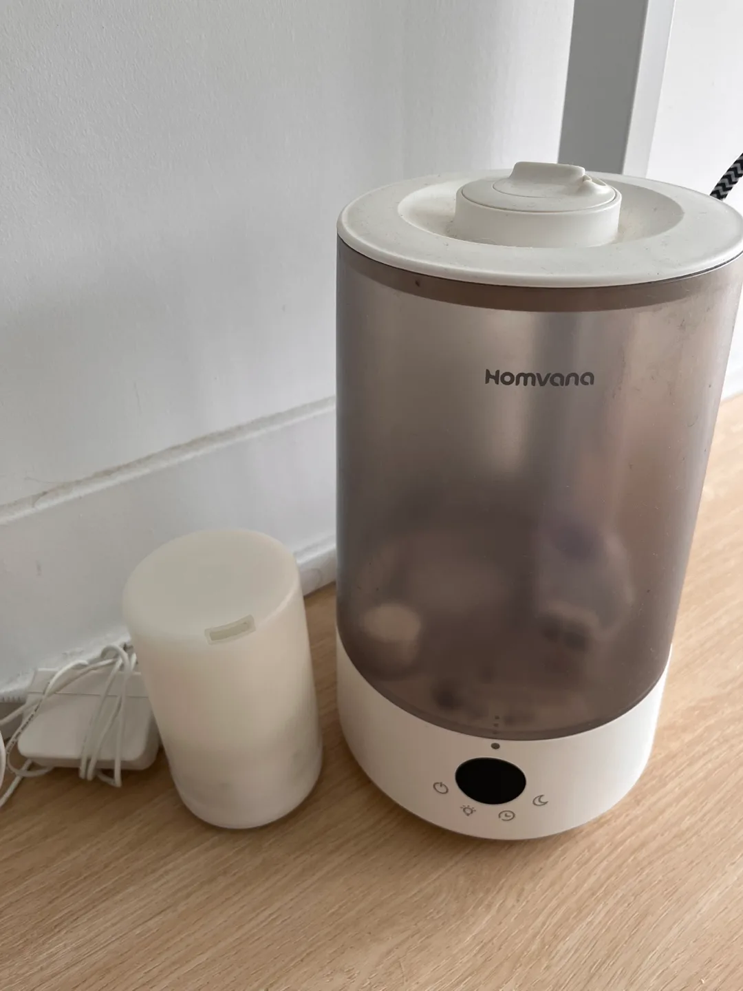 Homvana Humidifier and Diffuser thumbnail