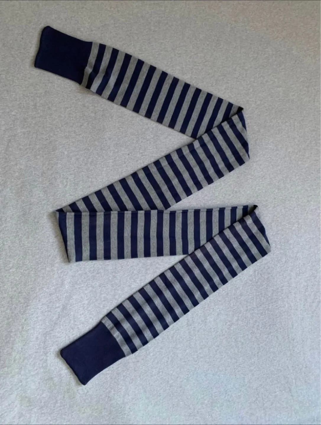 Scarves of various length, composition, textile and style. image indicator(8)