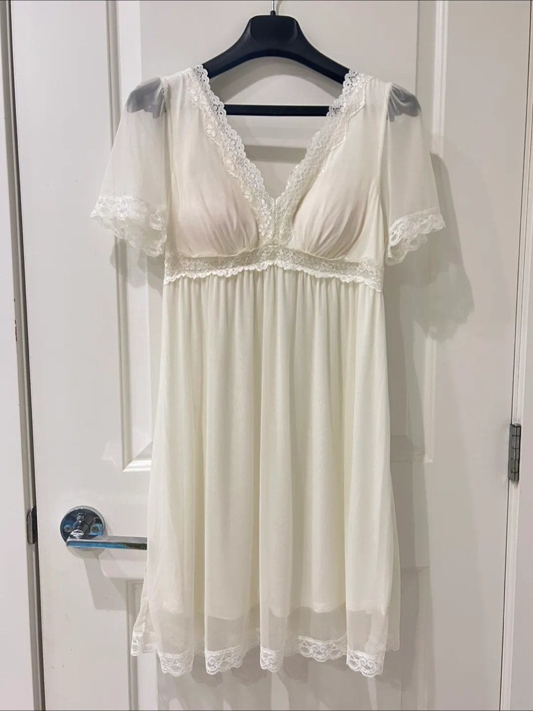 White Lace Trimmed Nightdress thumbnail
