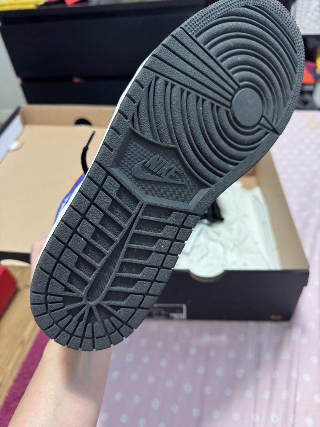 Nike Air Jordan 1 Mid Lakers Size 9.5 - photo 3