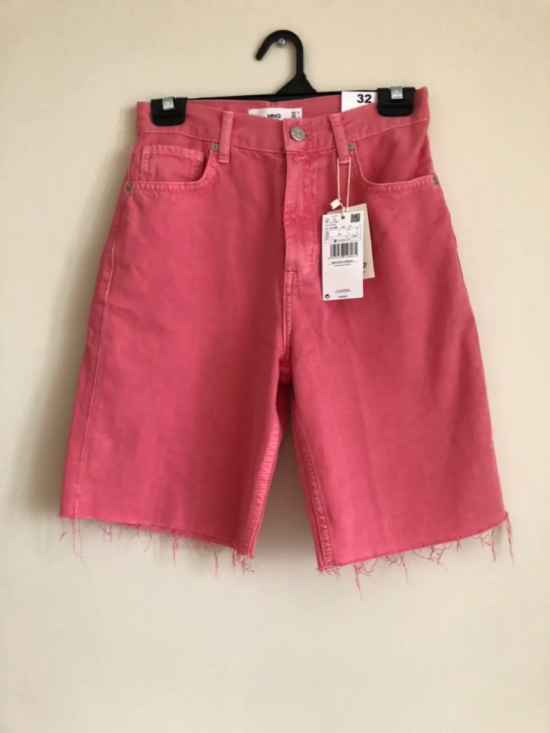 Mango Pink Denim Shorts - Size 32 image indicator(5)