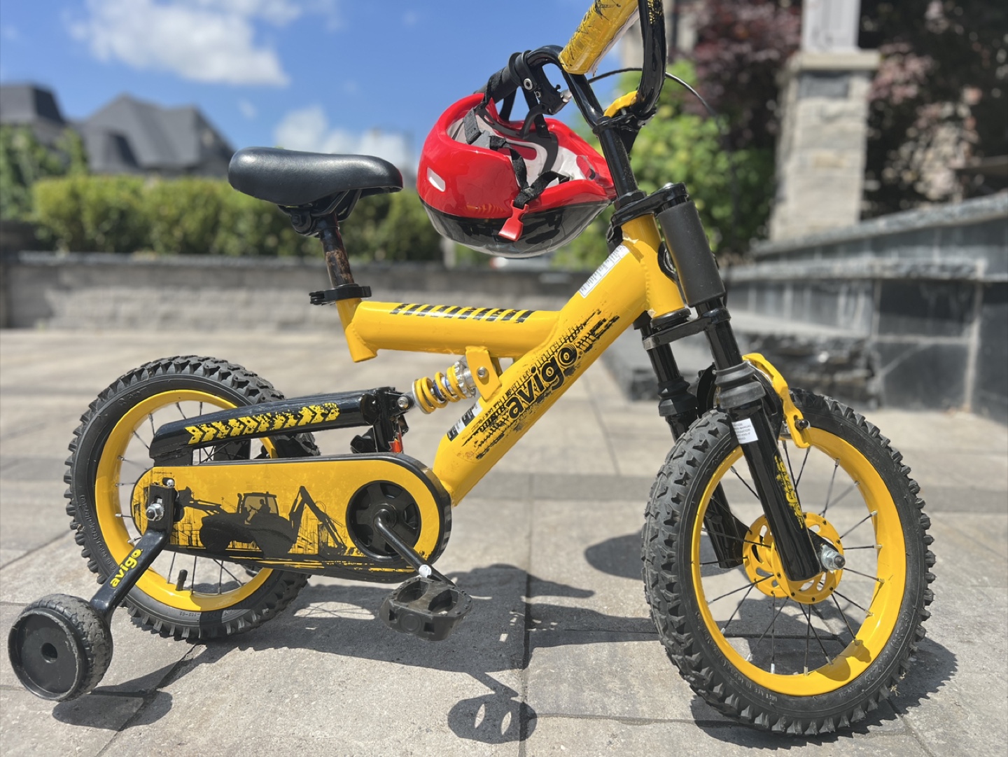 Avigo Kids' Bike with Spiderman Helmet