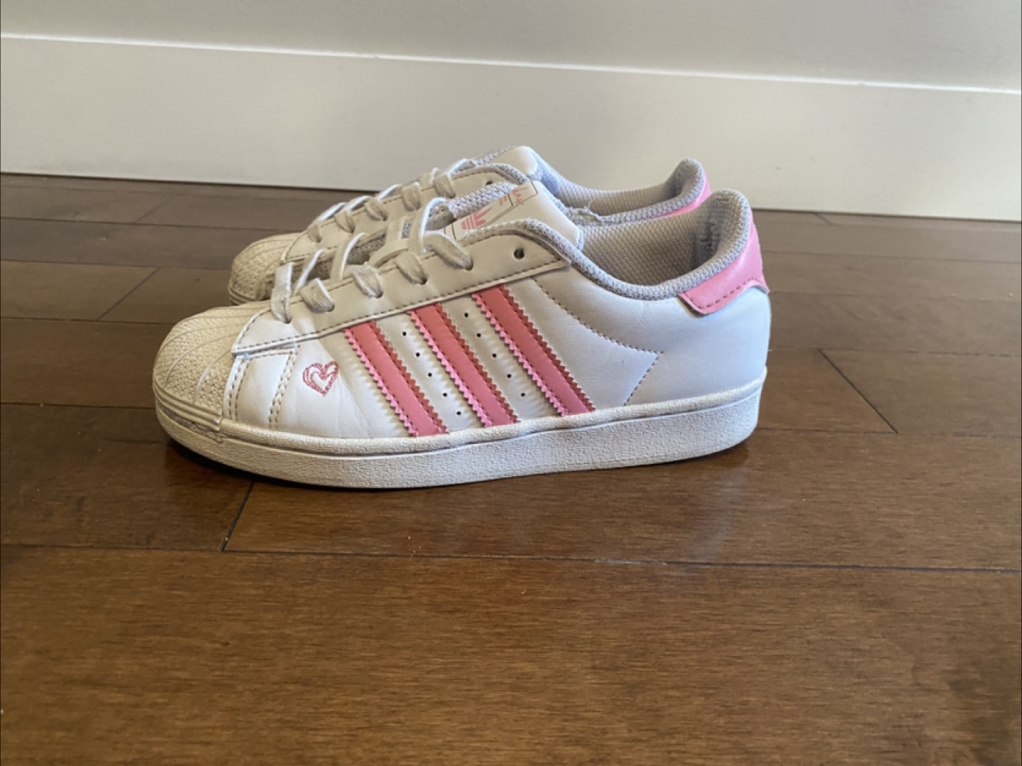 1Y Adidas Superstars in White & Pink - photo 2