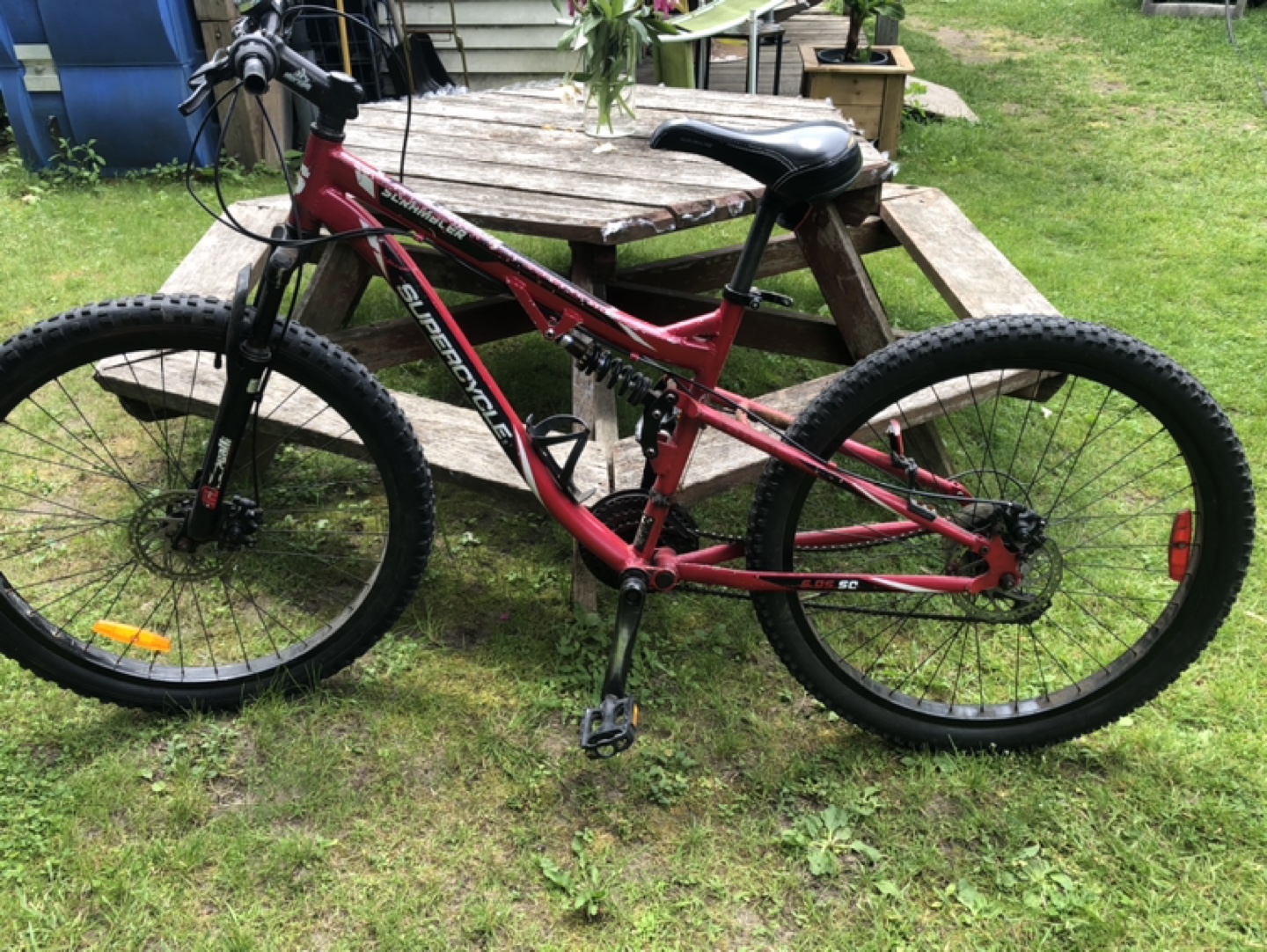 Bicycle ( cranks need replacement )