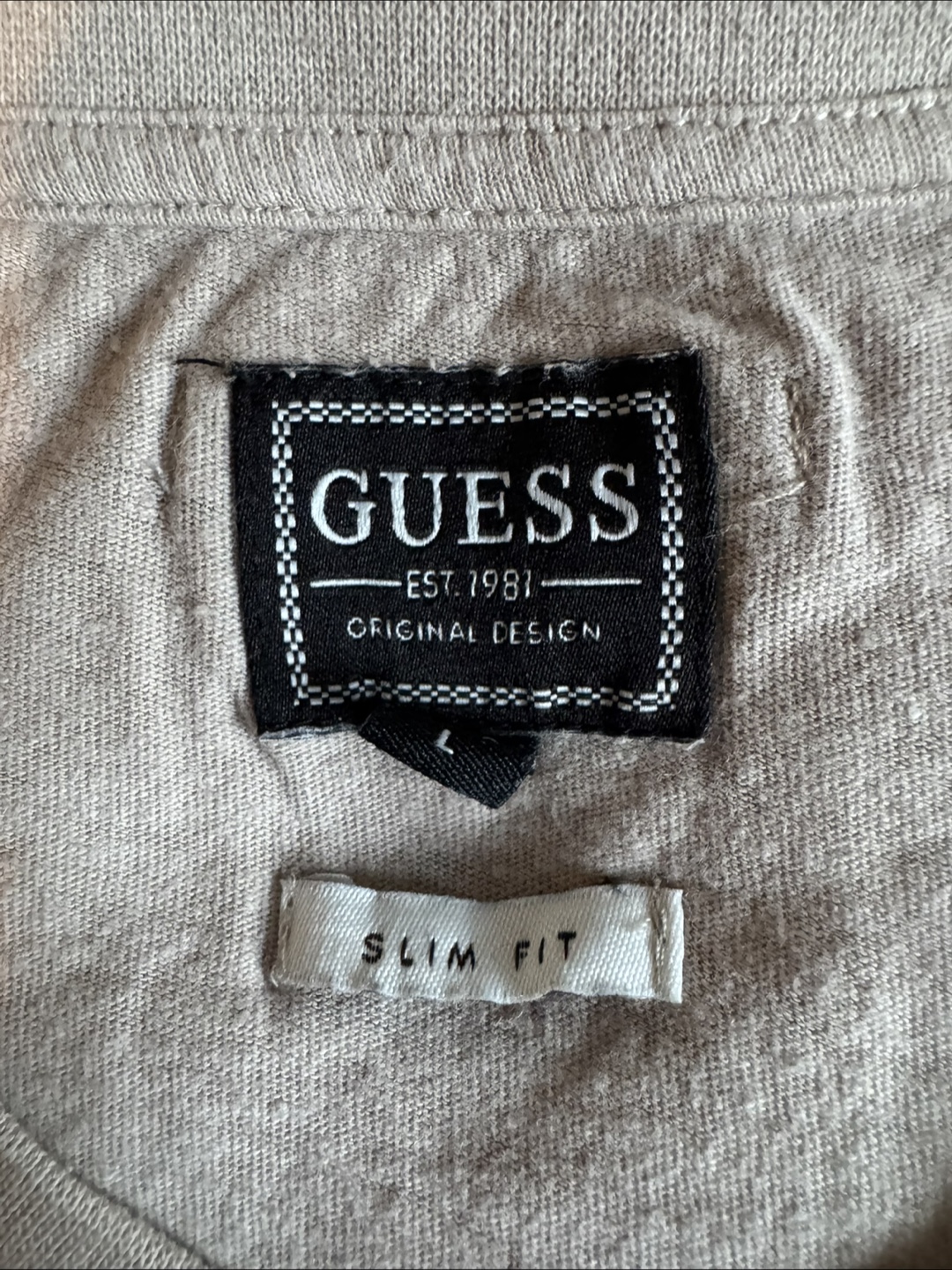 Guess V-Neck Shirt - photo 3