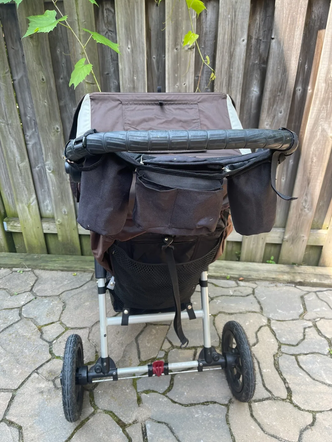 Baby Jogger City Classic single stroller , Great Condition! image indicator(2)