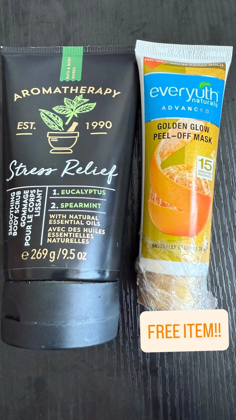 Bath & Body Works Scrub  + FREE Peel off Mask thumbnail