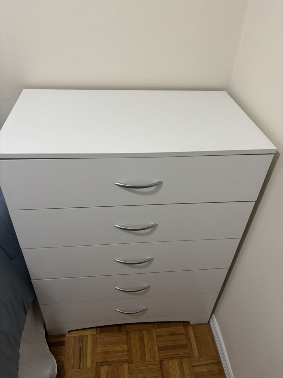 White 5-Drawer Dresser - photo 2