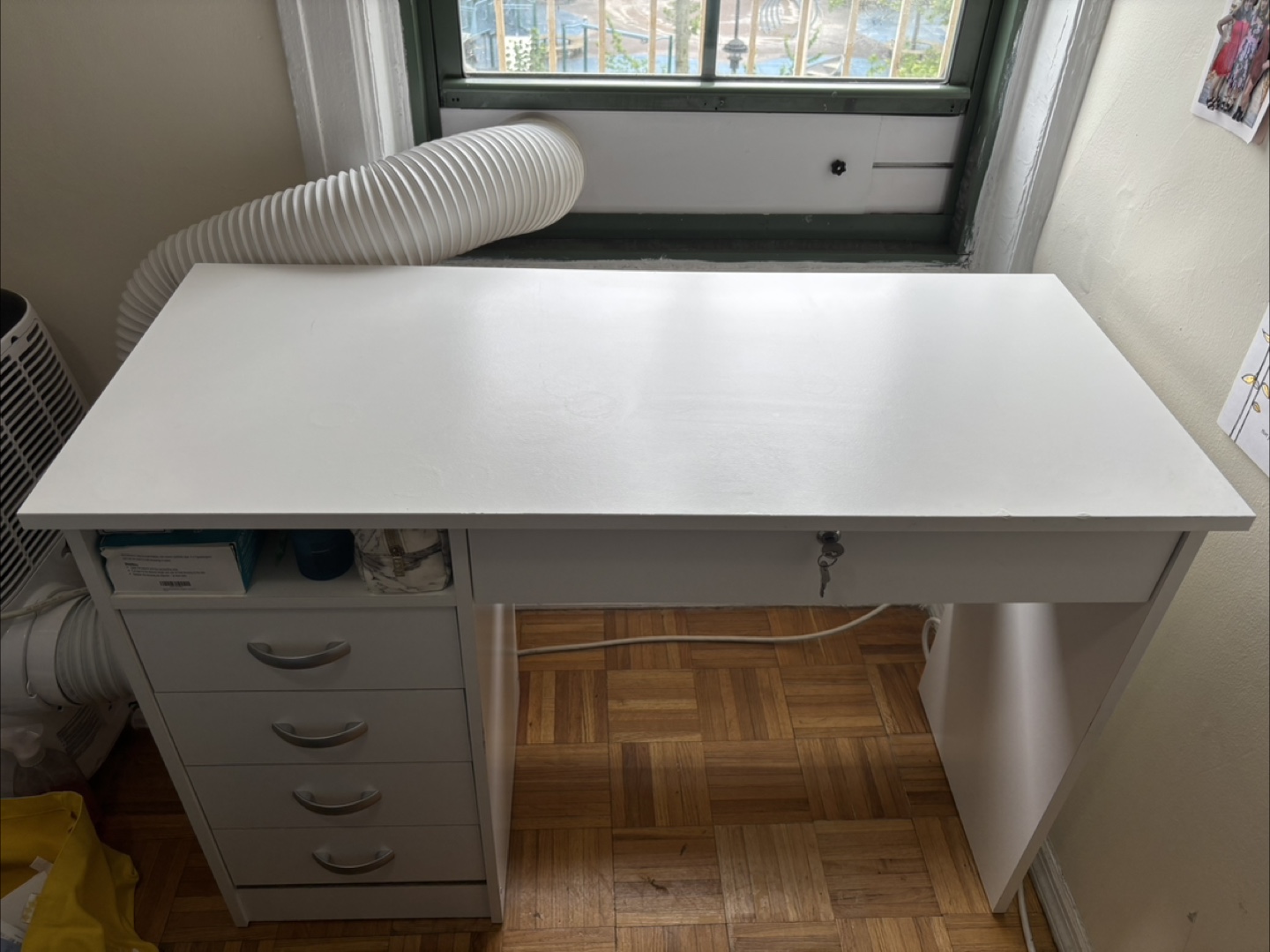 White Desk with Drawers - photo 2