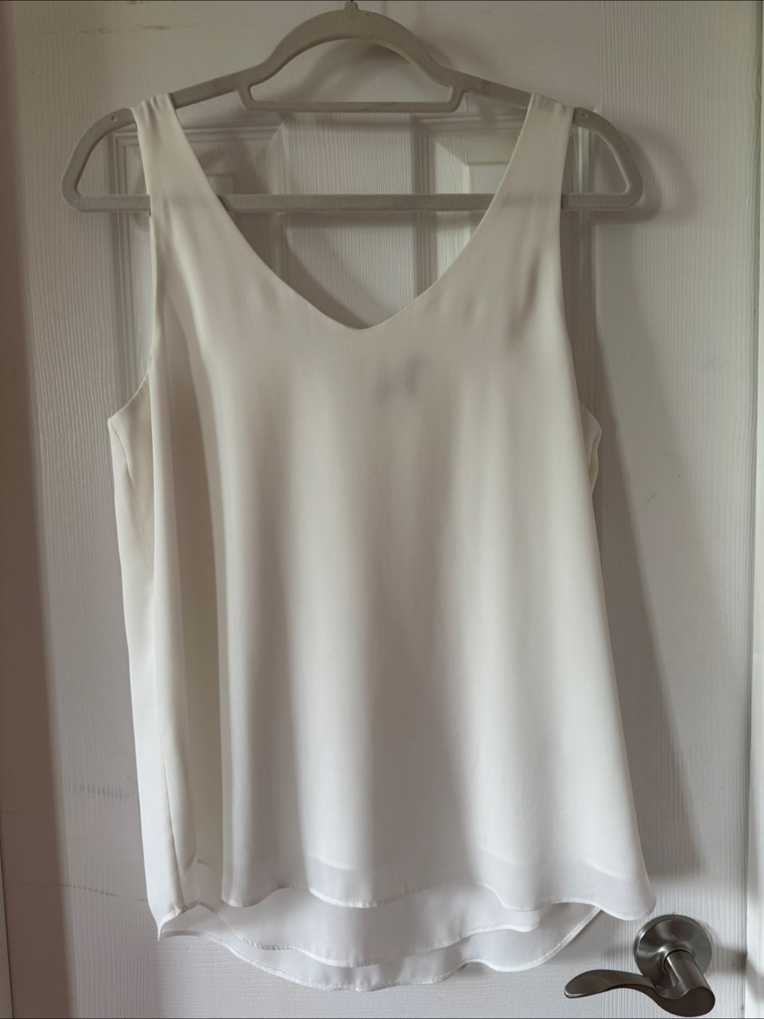 RW&CO. White Flowy Sleeveless Top - Size S - photo 4
