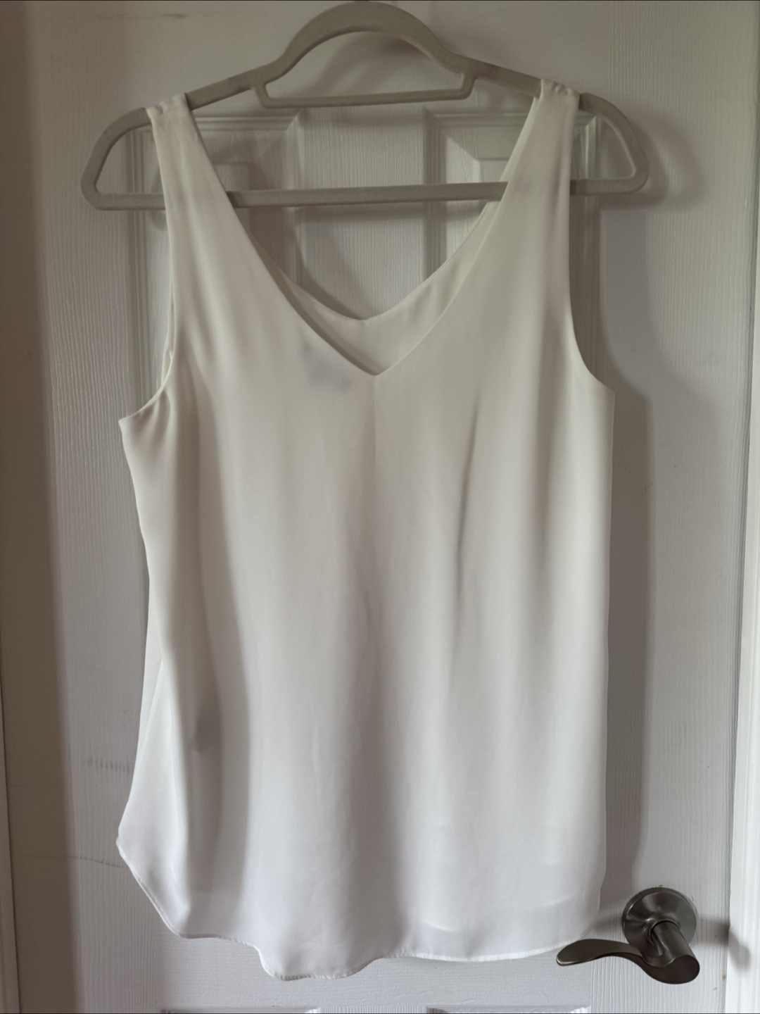 RW&CO. White Flowy Sleeveless Top - Size S