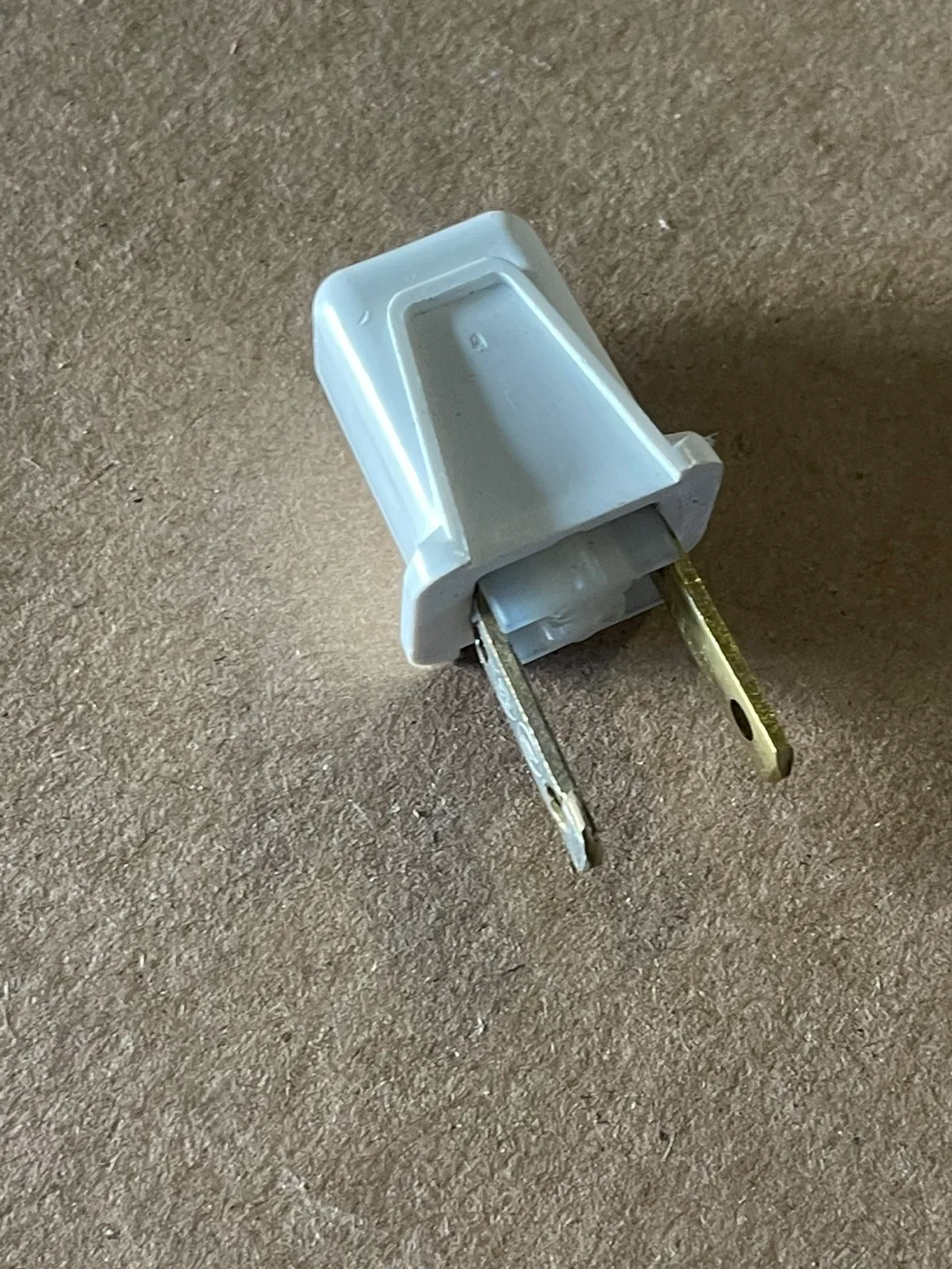 Electrical Plug Adapter image indicator(2)