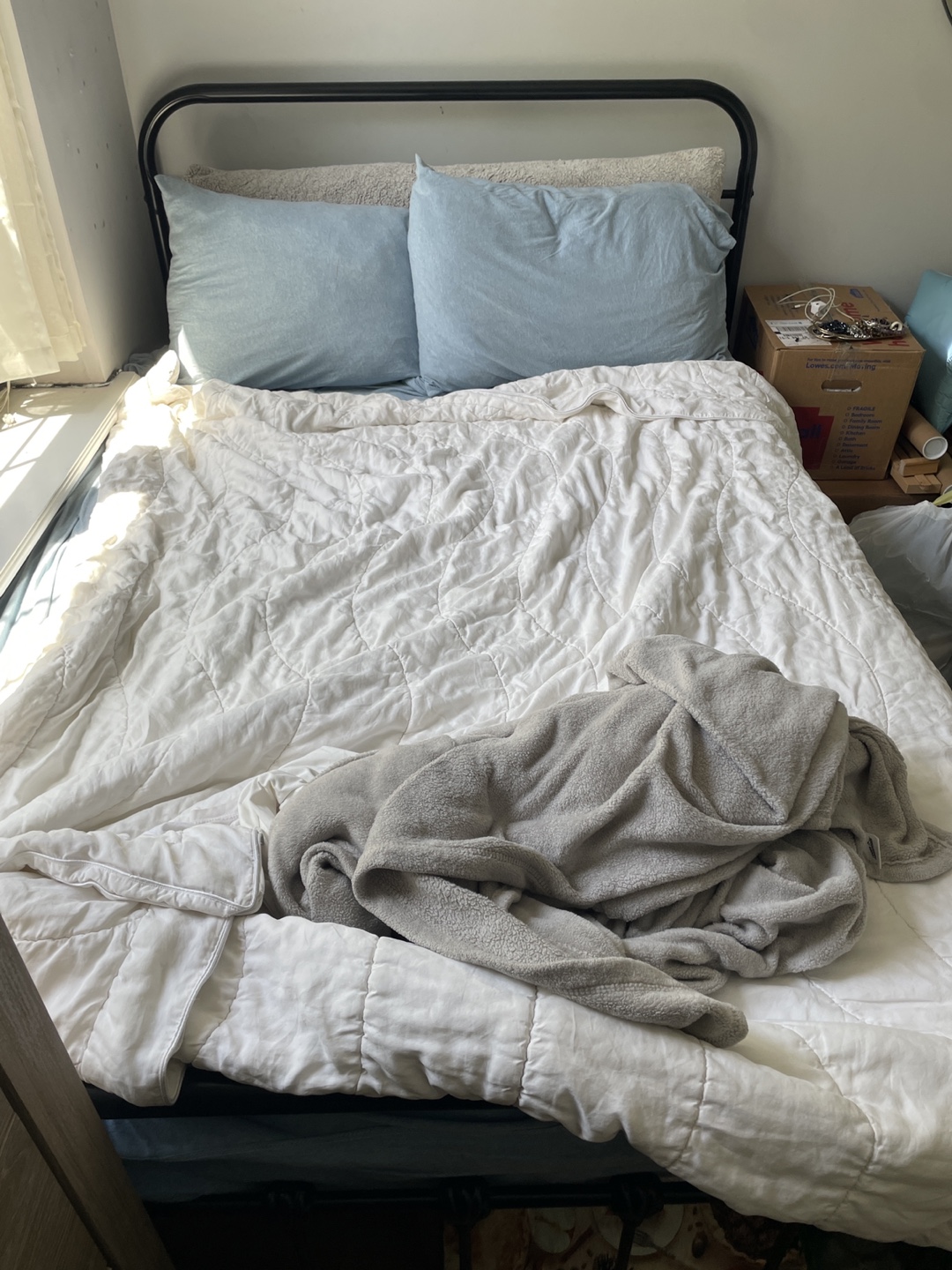 Black Metal Bed frame - photo 2