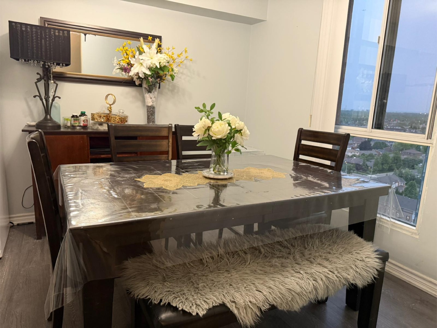 Dining Table with 4 chair and a bench - photo 2
