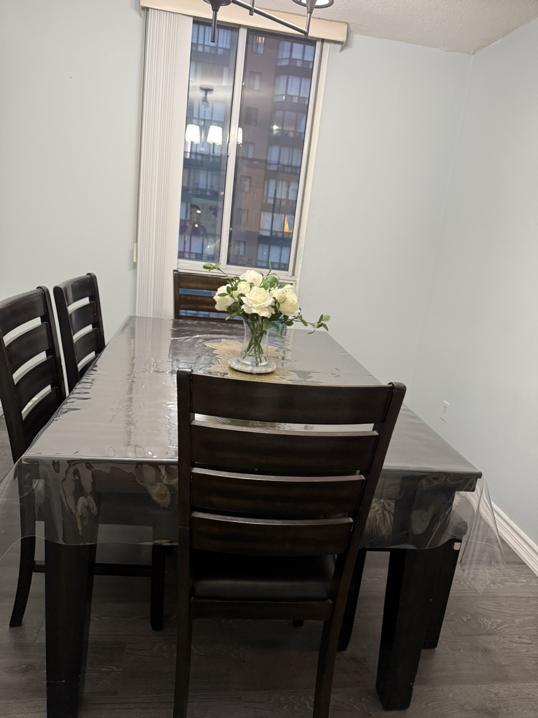 Dining Table with 4 chair and a bench - photo 4