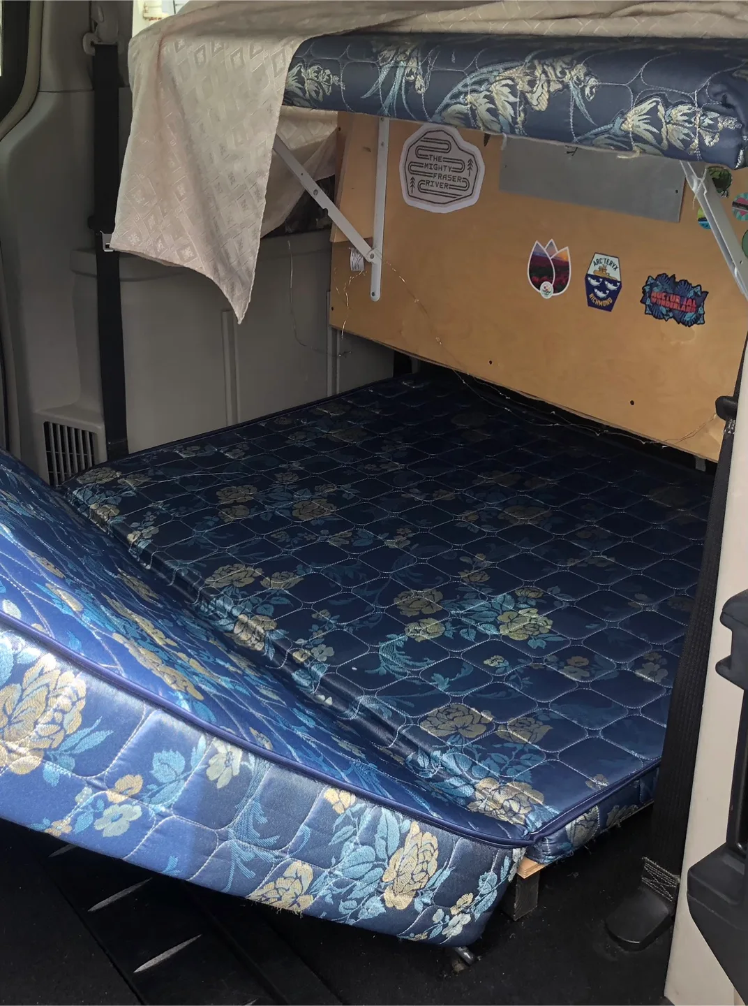 Converted 2011 Dodge Camper  Van image indicator(4)