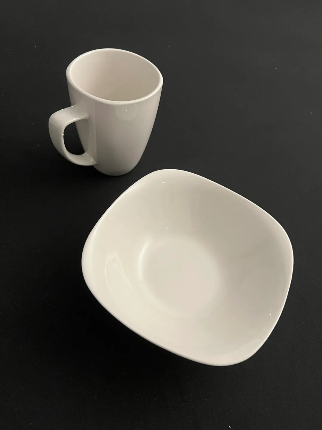 16 pc Dinner Set - White image indicator(4)