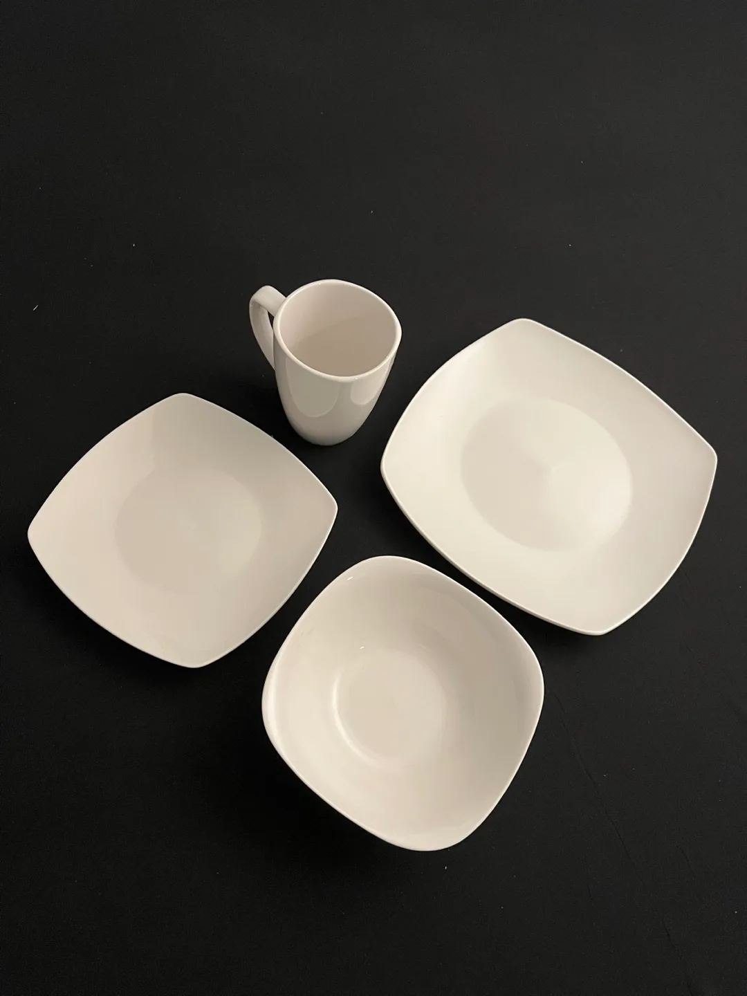 16 pc Dinner Set - White image indicator(2)