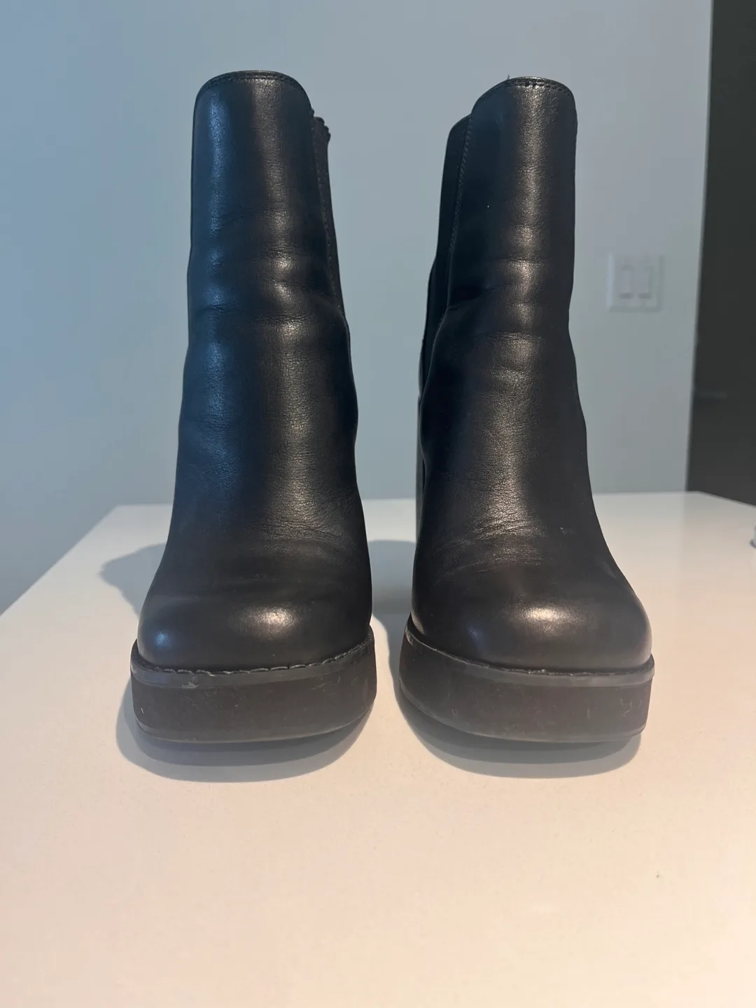 Steve Madden Black Leather Platform Heel Boots, Size 8 image indicator(5)