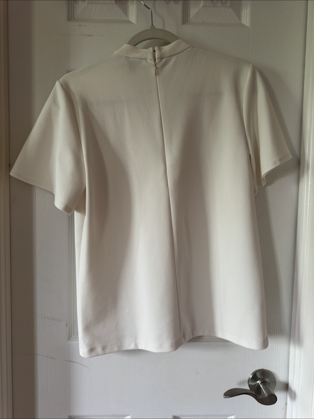 Ann Taylor Cream Cutout Blouse - Size S - photo 2