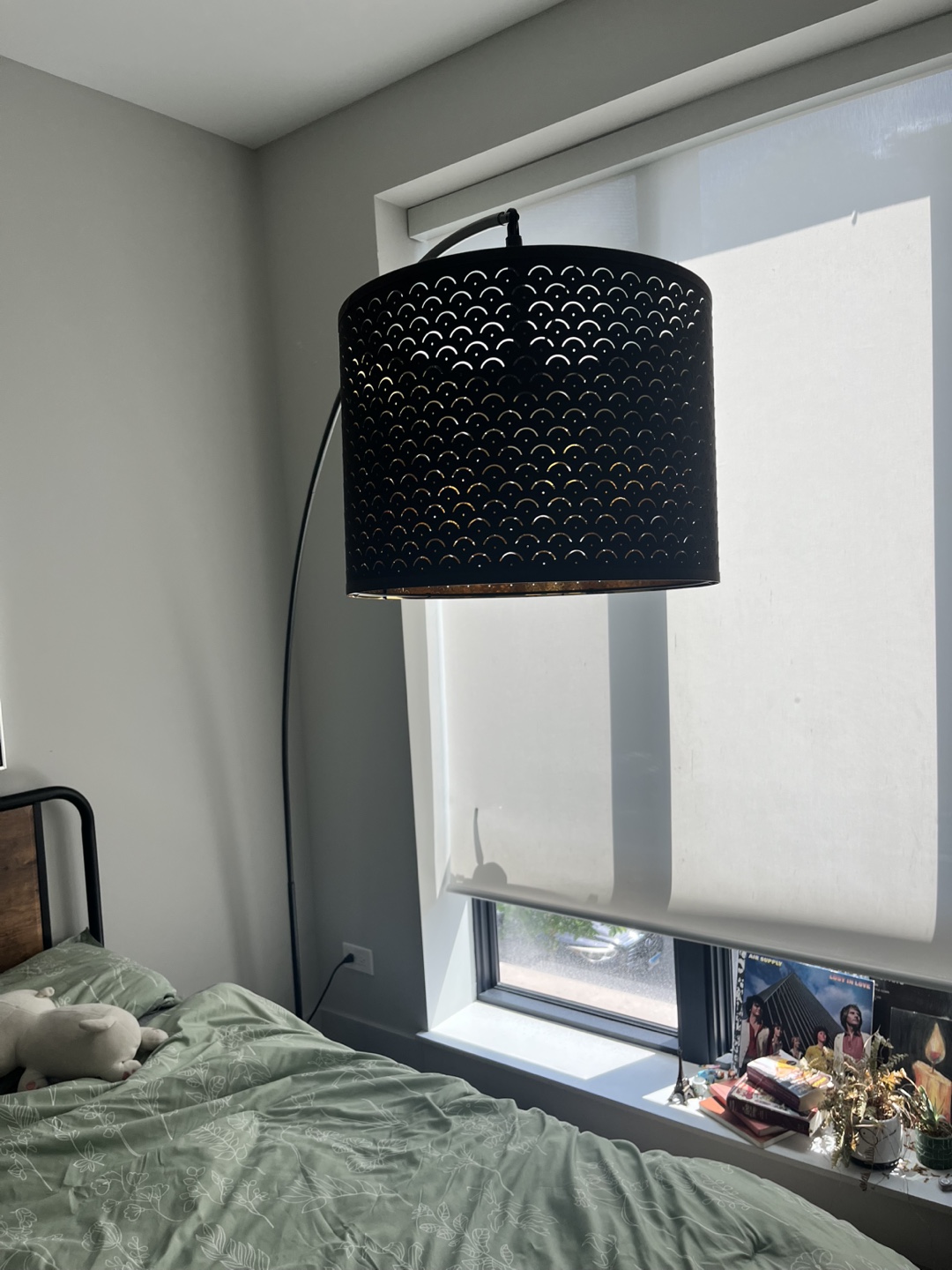 Black Arc Floor Lamp - photo 3