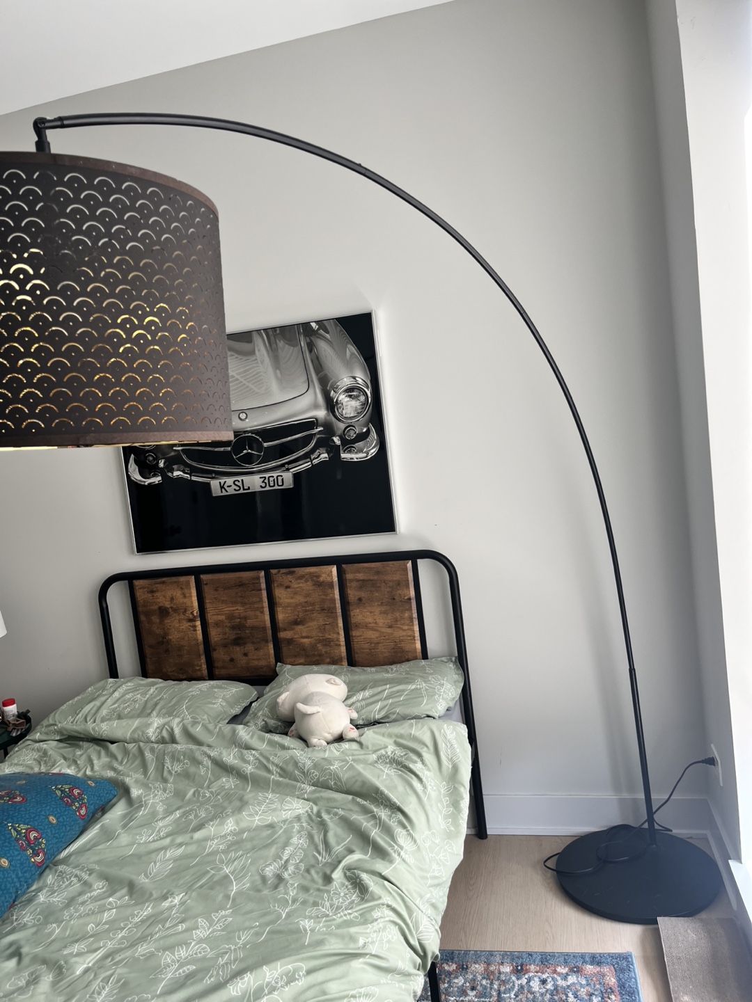 Black Arc Floor Lamp - photo 2