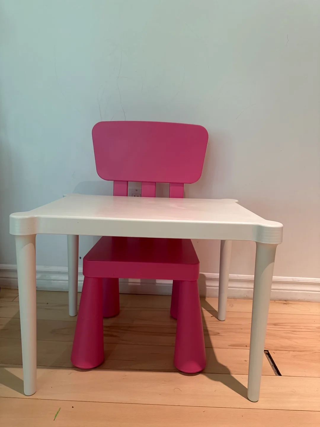 IKEA Lätt Children's Table with Pink Chair thumbnail