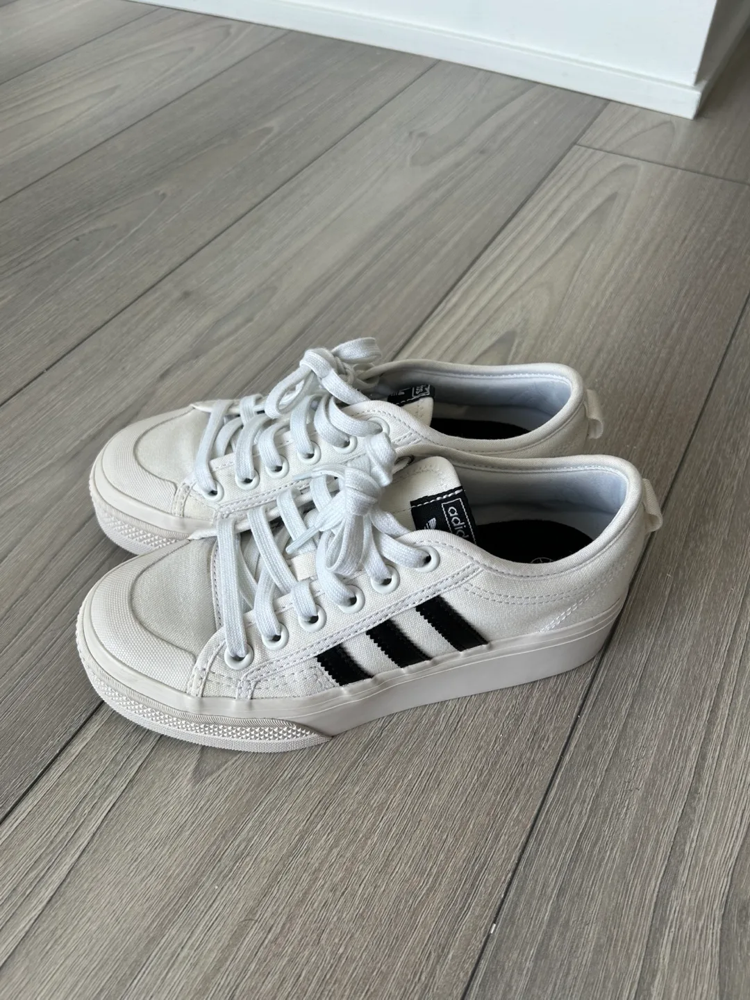 Adidas nizza white thumbnail