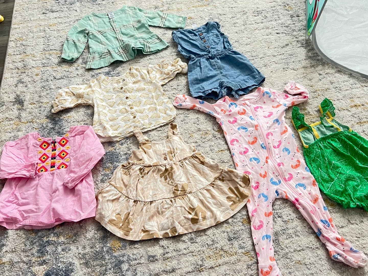 Baby Clothing Lot – 7 Gently Used Assorted Outfits image indicator(2)