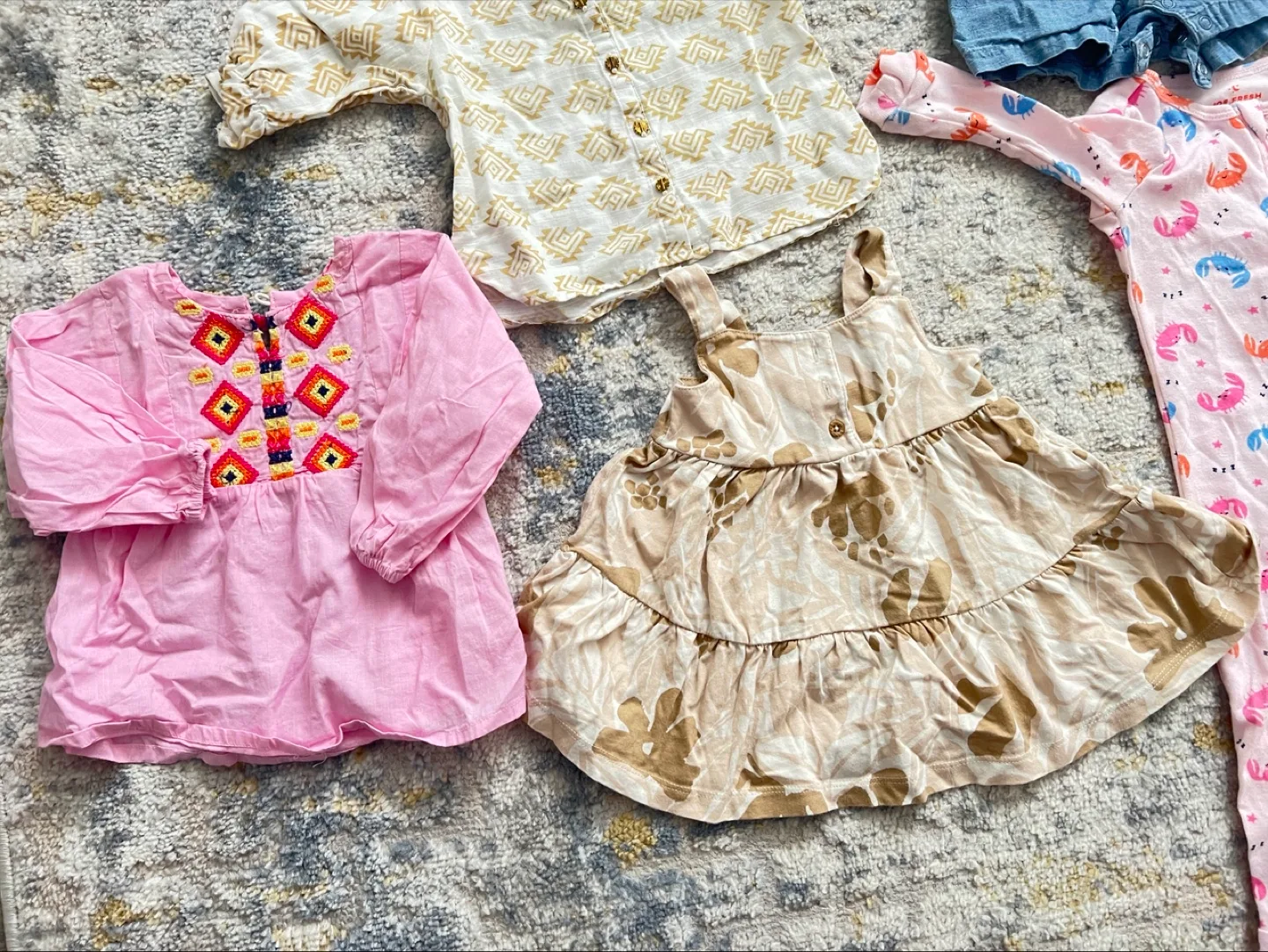 Baby Clothing Lot – 7 Gently Used Assorted Outfits image indicator(4)