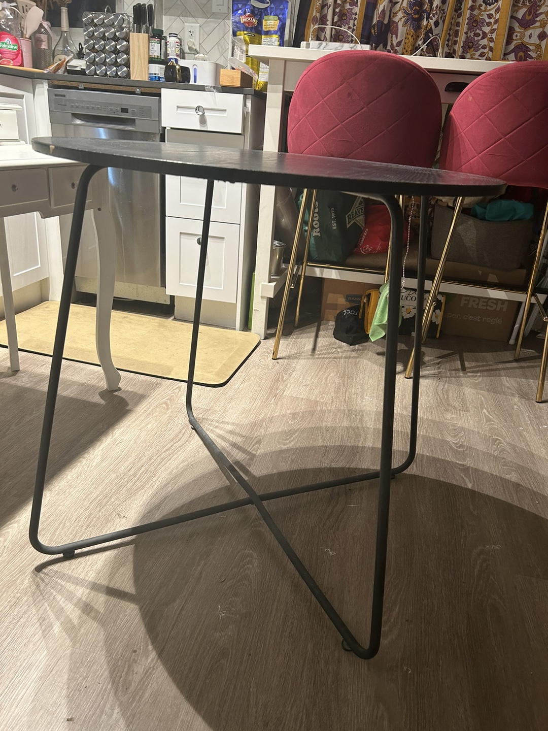 Round Black Table - photo 2