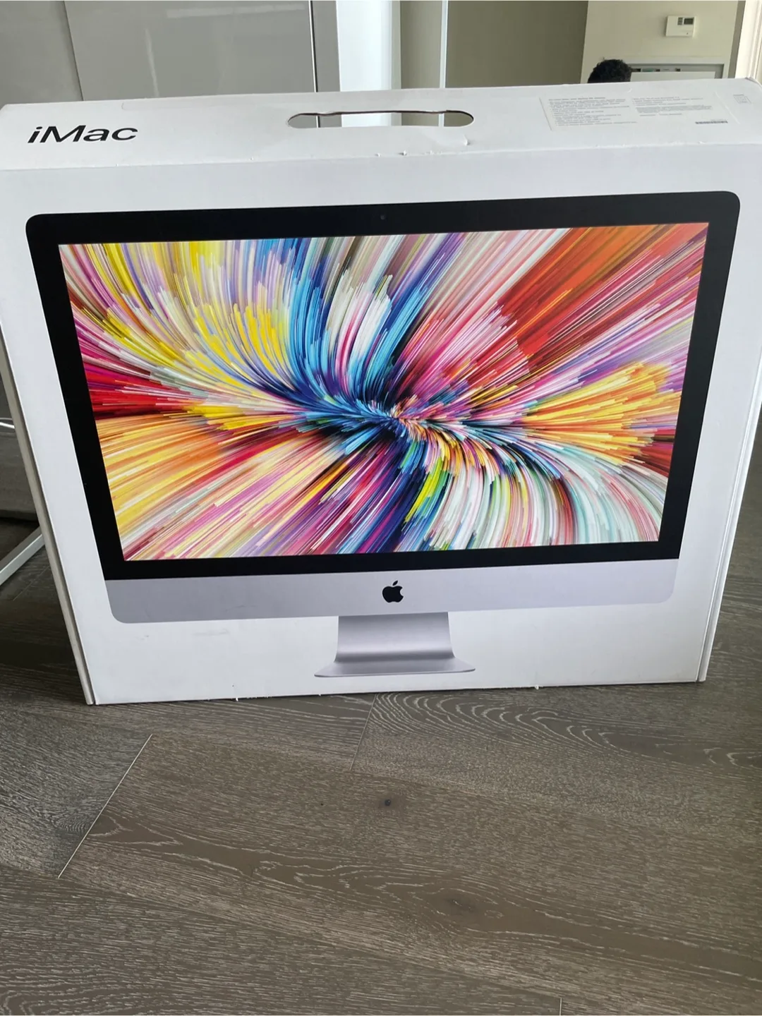 Apple iMac Retina 5K 27-inch (2017) image indicator(2)