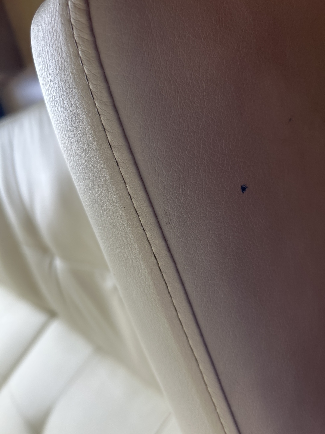 White Leather Sofa Bed - photo 4