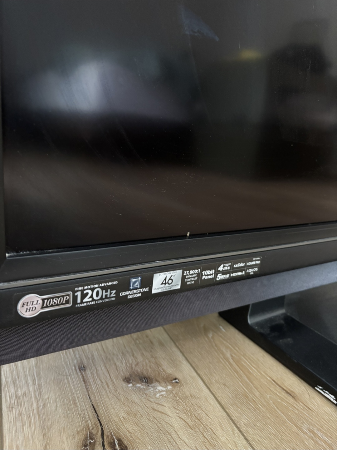 Sharp Aquos 46" LCD TV - 1080p - photo 2