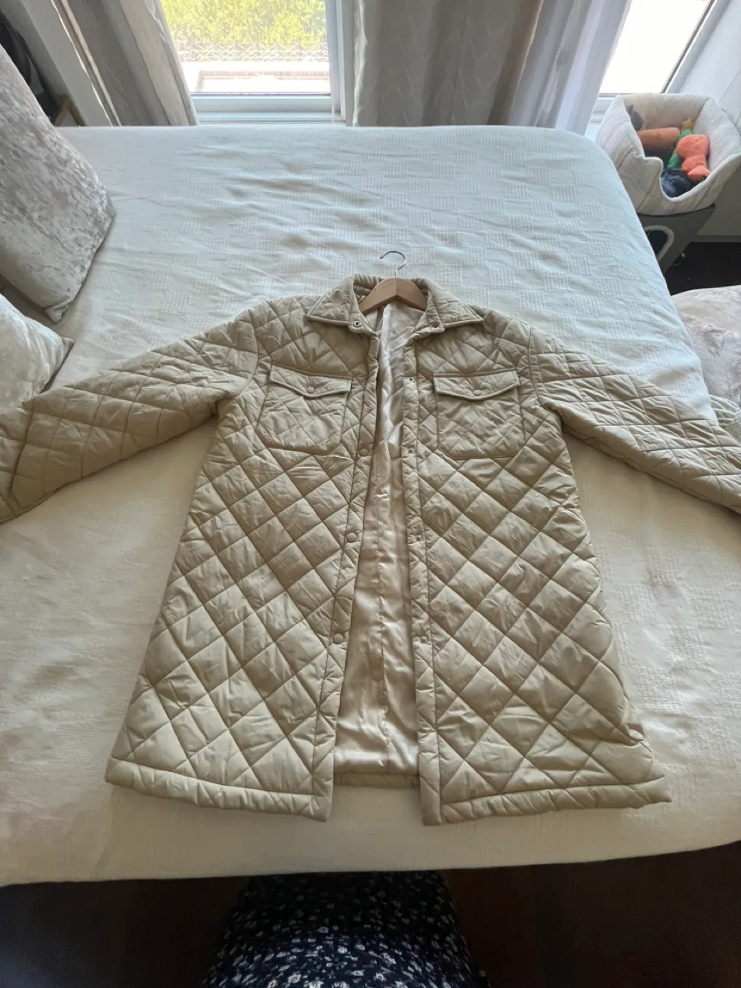 SHEIN Quilted Jacket, Beige image indicator(4)