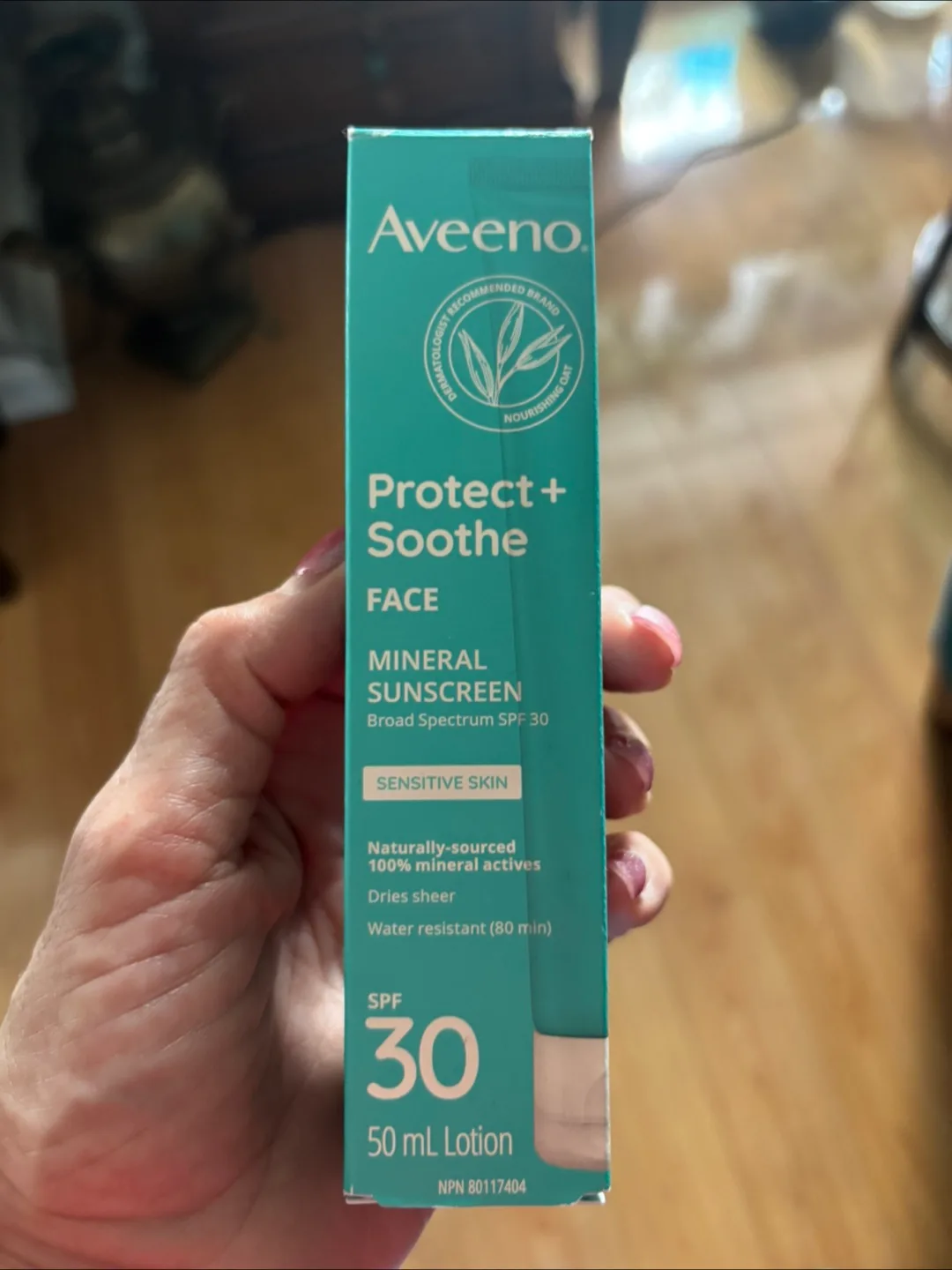 Aveeno Protect + Soothe Mineral Sunscreen SPF 30 image indicator(2)