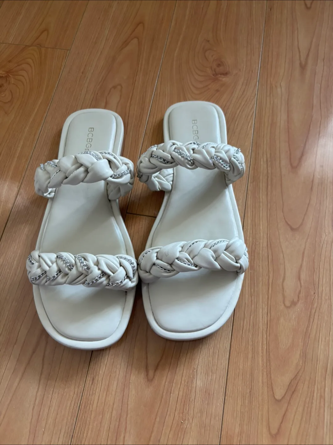 BCBGeneration White Braided Sandals image indicator(2)
