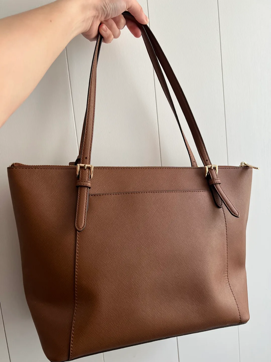 Michael Kors Ciara Tote Luggage Large Zip image indicator(3)