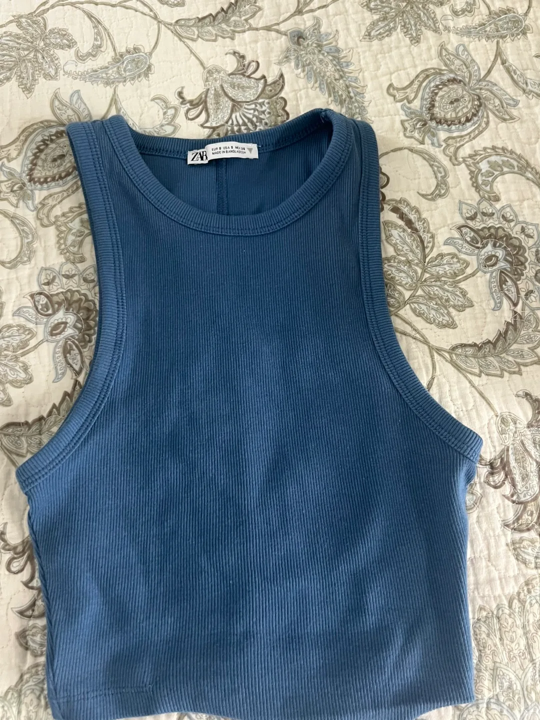 Women’s fashion thumbnail