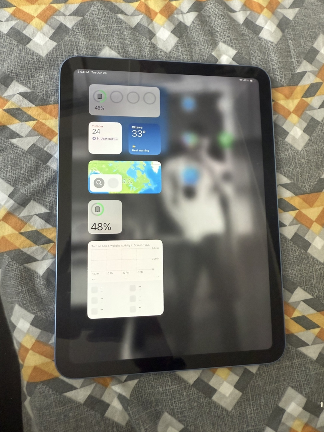 Apple iPad 10th Gen Blue - Like New! - photo 4